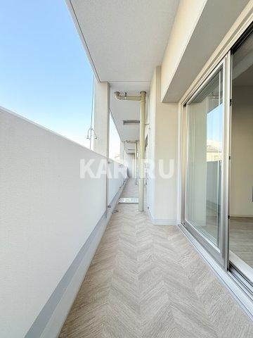 エスリードレジデンス ザ・グラン大阪福島クラスのバルコニー