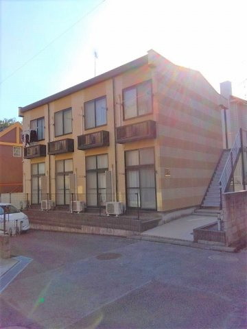 レオパレス柏公園の外観|落ち着いた雰囲気の外観です