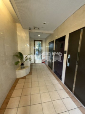 【ロビー】 | FIRST FIELD