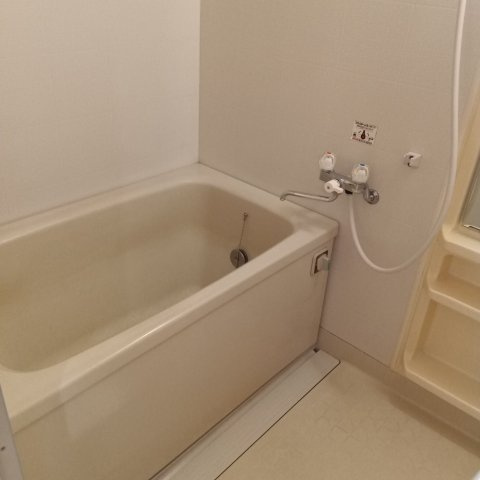 西神中央ウエステージ壱番館の浴室