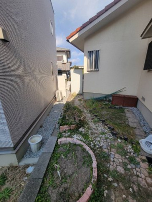 【庭】 | 寝屋新町貸家