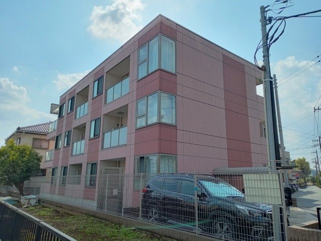 川崎市多摩区登戸の賃貸マンションの外観