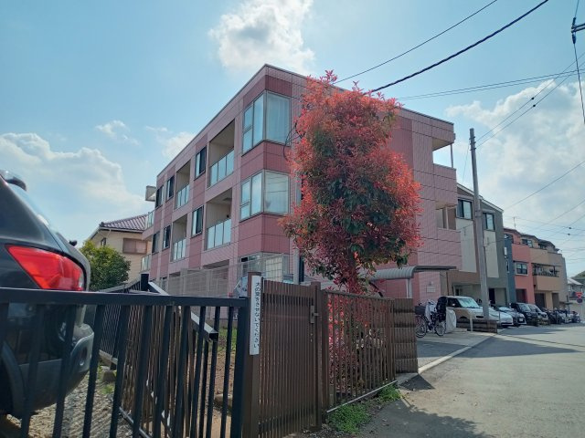 川崎市多摩区登戸の賃貸マンションの外観