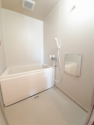 【浴室】 | ノートル・メゾン | きれいなお風呂です