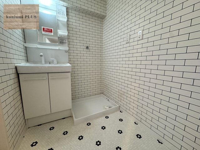 日商岩井京橋ハイツの洗面所