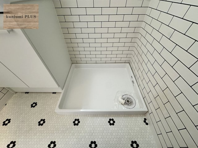 日商岩井京橋ハイツのランドリースペース|洗濯パン