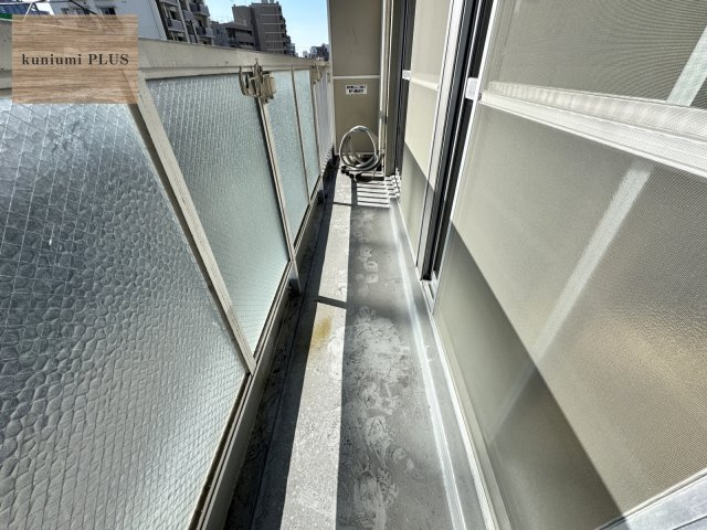 日商岩井京橋ハイツのバルコニー