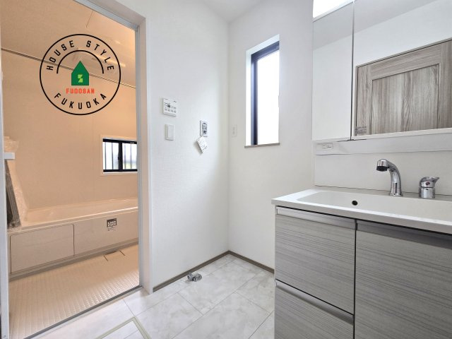 福岡市南区曰佐3丁目第1-1棟（1号棟）｜TVモニタ付インターホン