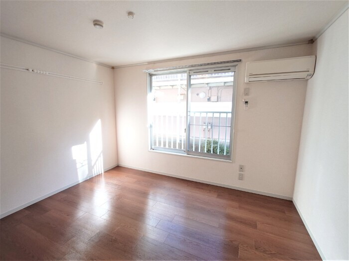 パークサイドハウスＡの居間・リビング