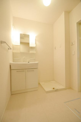 【洗面所】 | スカイ・エール | 使いやすい洗面所です