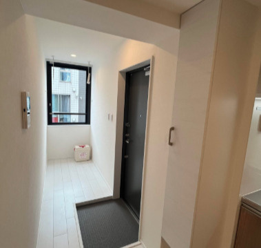 【玄関】 | 上野松が谷レジデンス | ゆったりとした玄関です