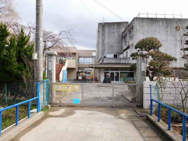ホワイトベリーの周辺|高浜市立吉浜小学校まで800m