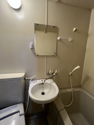 協栄マンションOYAMAの洗面所