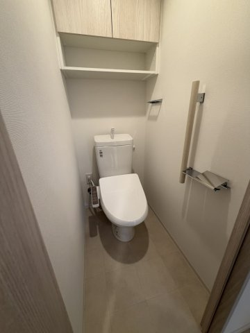 コンフォリア・リヴ平井MUTIOのエントランス