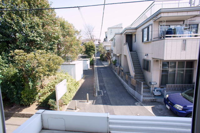 【展望】 | オレンジハウス白楽 | 全面が道路で開放感♪