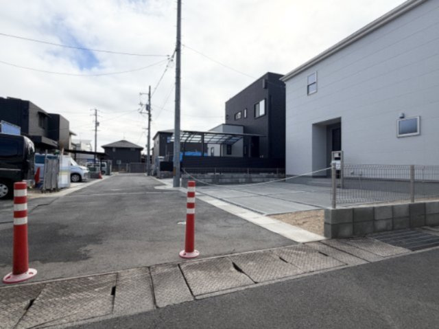 【前面道路含む現地写真】 | リーブルガーデン倉敷中畝2丁目第4 (全4棟)