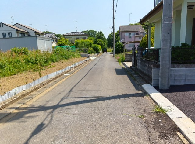 下妻市高道祖　第4　の前面道路含む現地写真