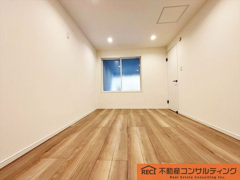 神戸市垂水区星陵台7丁目　新築戸建の洋室