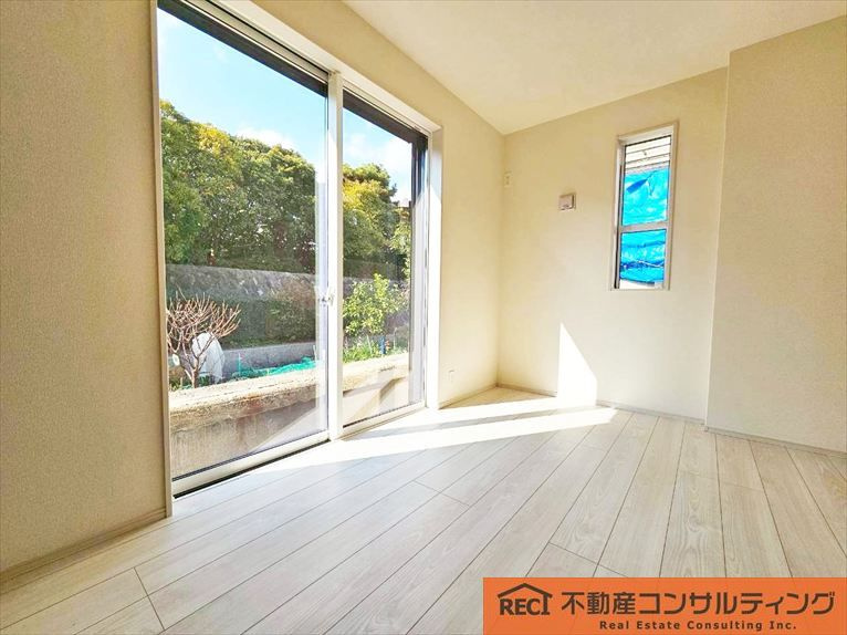 西宮市浜甲子園1丁目　新築戸建の寝室