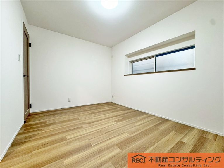 神戸市長田区細田町三丁目　中古戸建の洋室