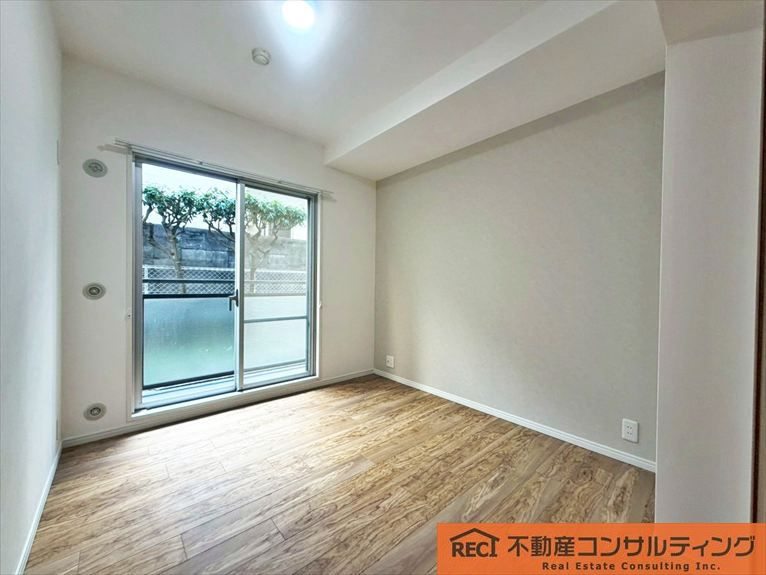 サンマンション魚崎の洋室