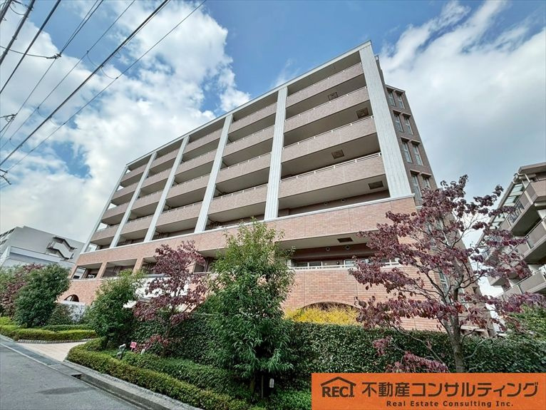 セレッソコート甲子園口ディアナの外観