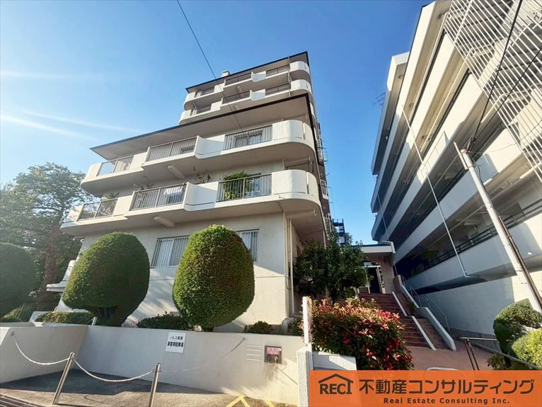 パレス東灘の外観