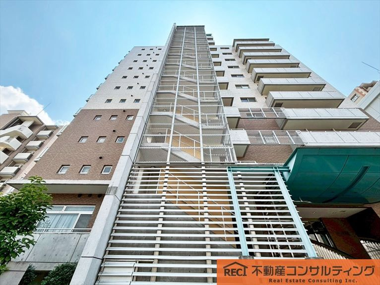 メゾン新御影の外観