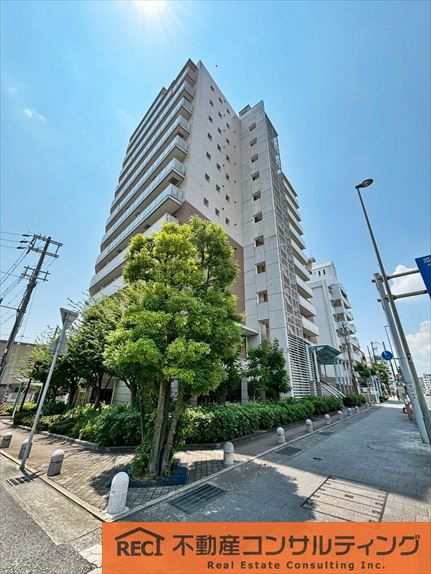 メゾン新御影の外観