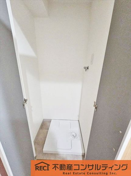 甲南グランドハイム御影の独立洗面台