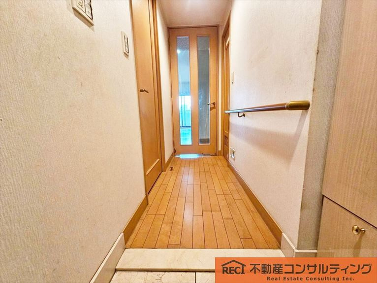 サンシャイン王子公園の玄関