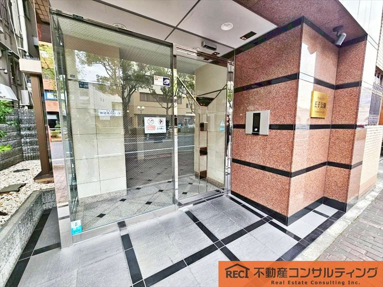 サンシャイン王子公園のエントランス