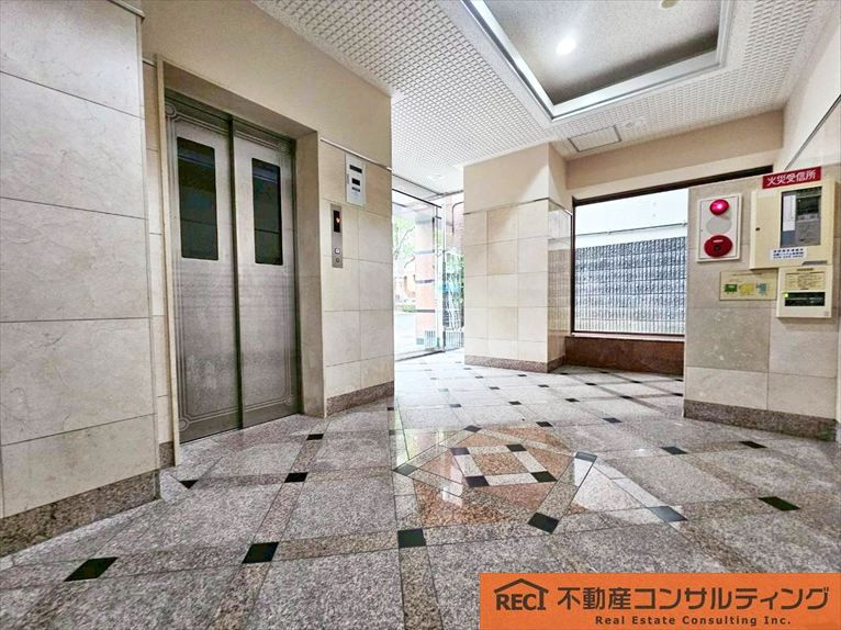 サンシャイン王子公園のエントランス