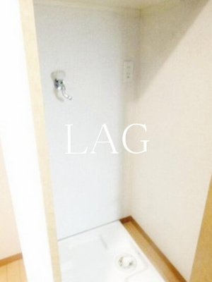 【設備】 | ＯＬＩＯ神田 | 室内洗濯機置き場になります。