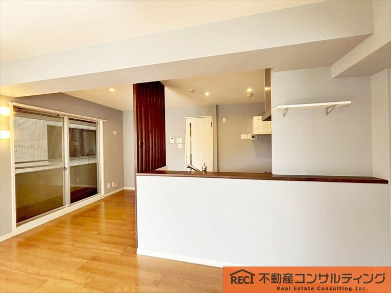 コムーネ灘のキッチン