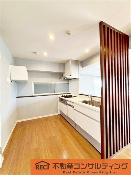 コムーネ灘のキッチン