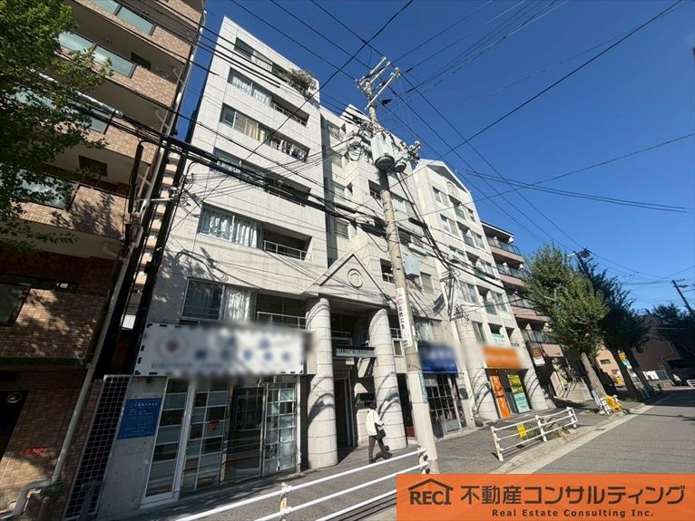 コムーネ灘の外観