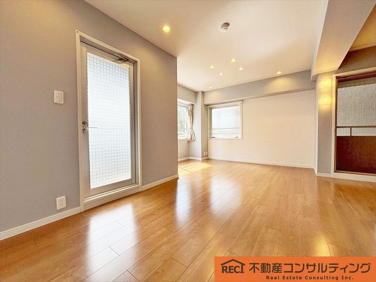 コムーネ灘の内装|両面バルコニー