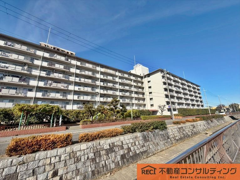 サンライフ甲子園の外観