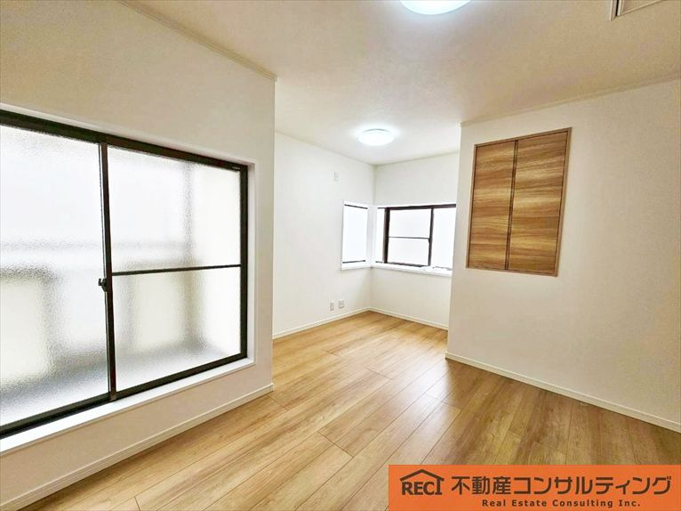 西宮市津門呉羽町　中古戸建の内装