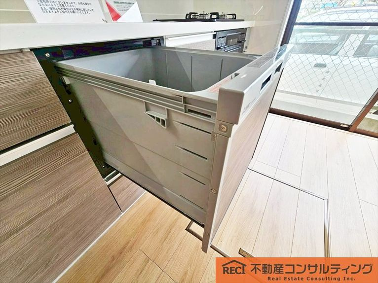 西宮市津門呉羽町　中古戸建のキッチン