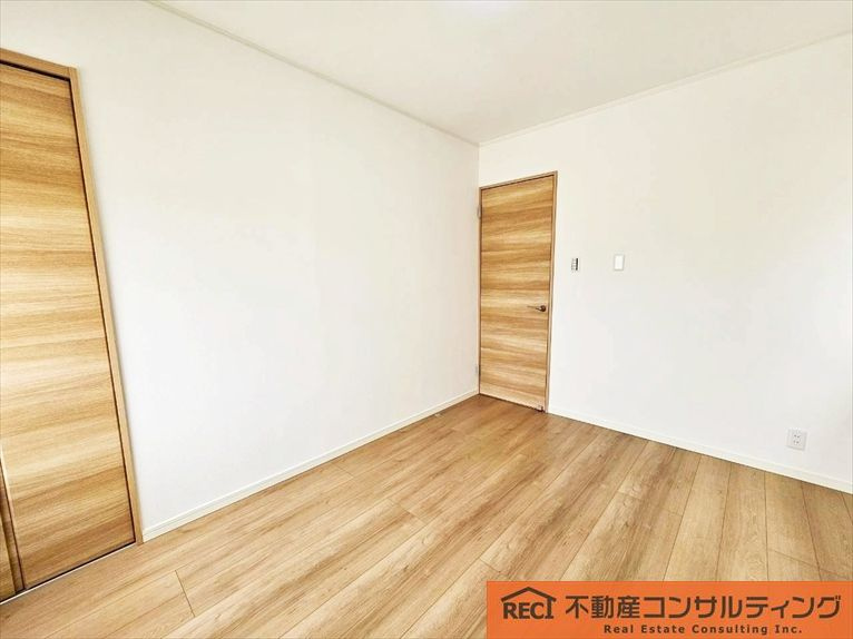 西宮市津門呉羽町　中古戸建の洋室