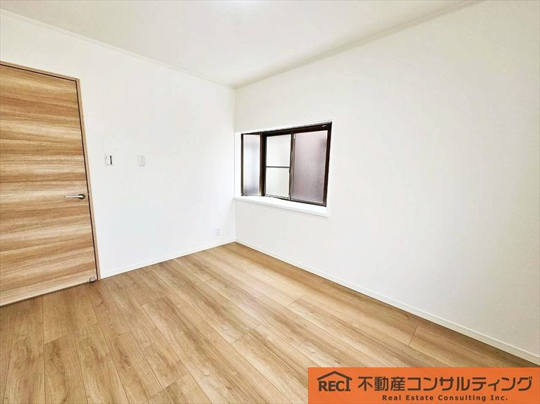 西宮市津門呉羽町　中古戸建の子供部屋