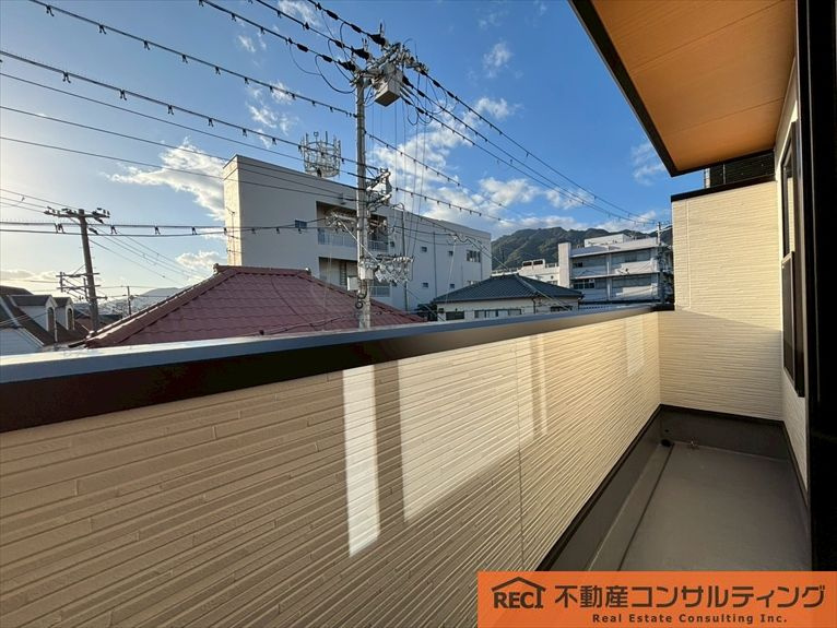 神戸市灘区神ノ木通3丁目　新築戸建　B号地のバルコニー