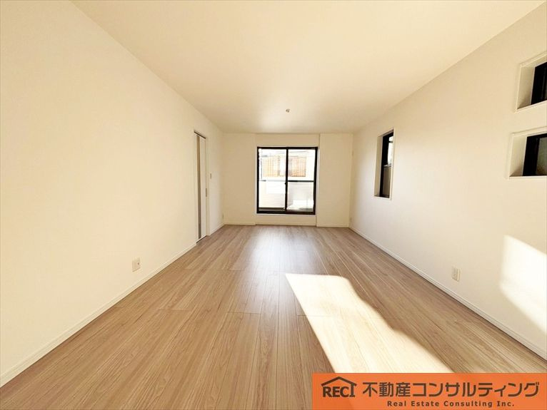 神戸市灘区神ノ木通3丁目　新築戸建　B号地の寝室