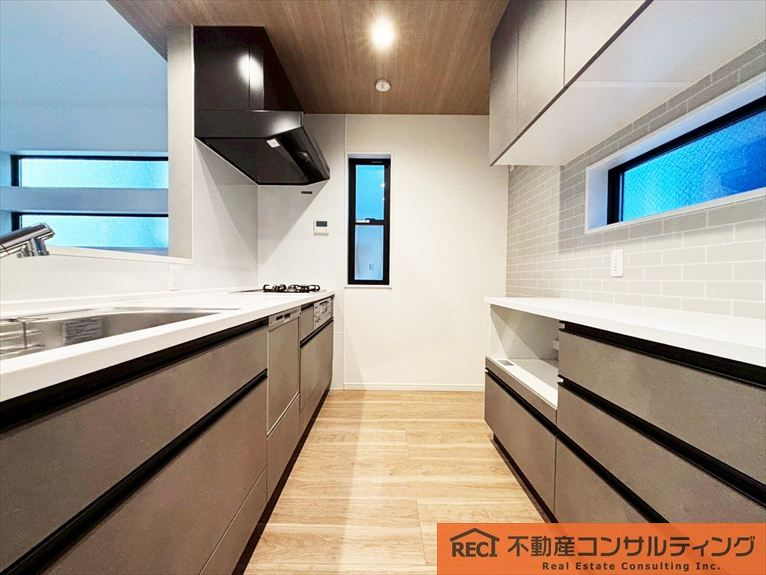 神戸市灘区神ノ木通3丁目　新築戸建　C号地の浴室