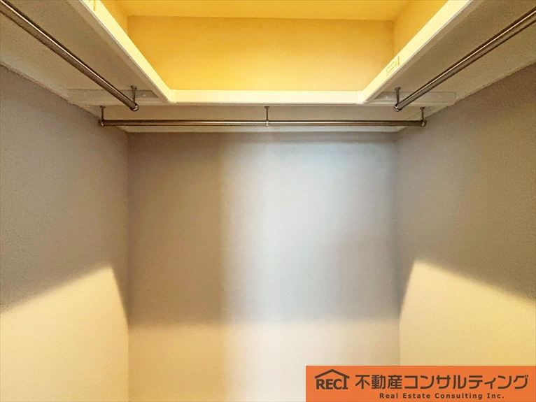 神戸市灘区神ノ木通3丁目　新築戸建　C号地の収納