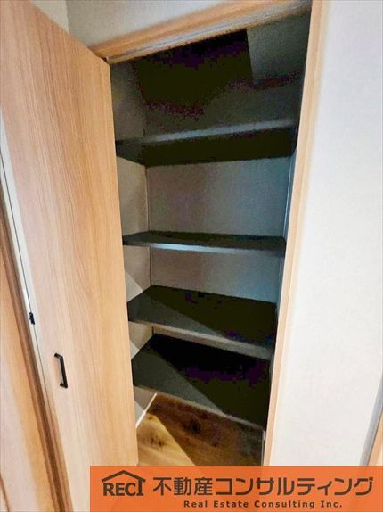 西宮グリーンマンション1号棟の収納