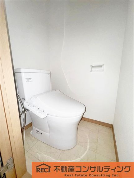 コボリマンション夙川老松台D棟のトイレ