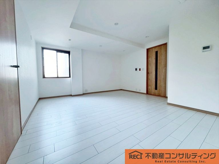 コボリマンション夙川老松台D棟の内装|角部屋